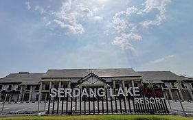 Serdang Lake View Resort